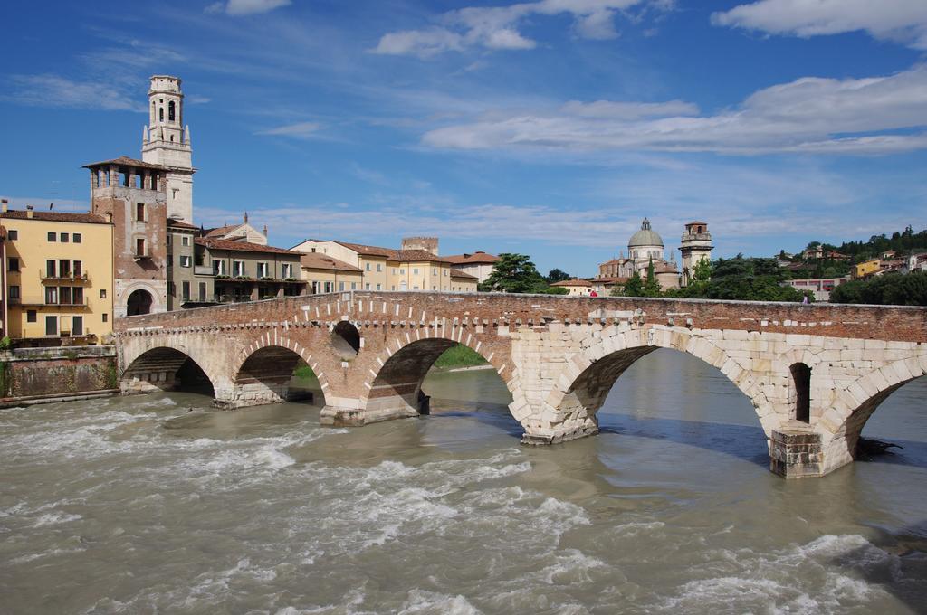 Cento Passi Dall' Arena Hotell Verona Eksteriør bilde